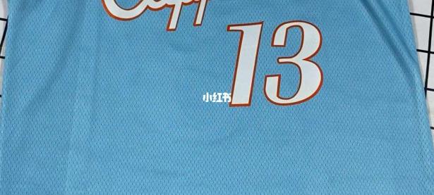 开云体育网页版-快船发布新球衣设计，球迷热议