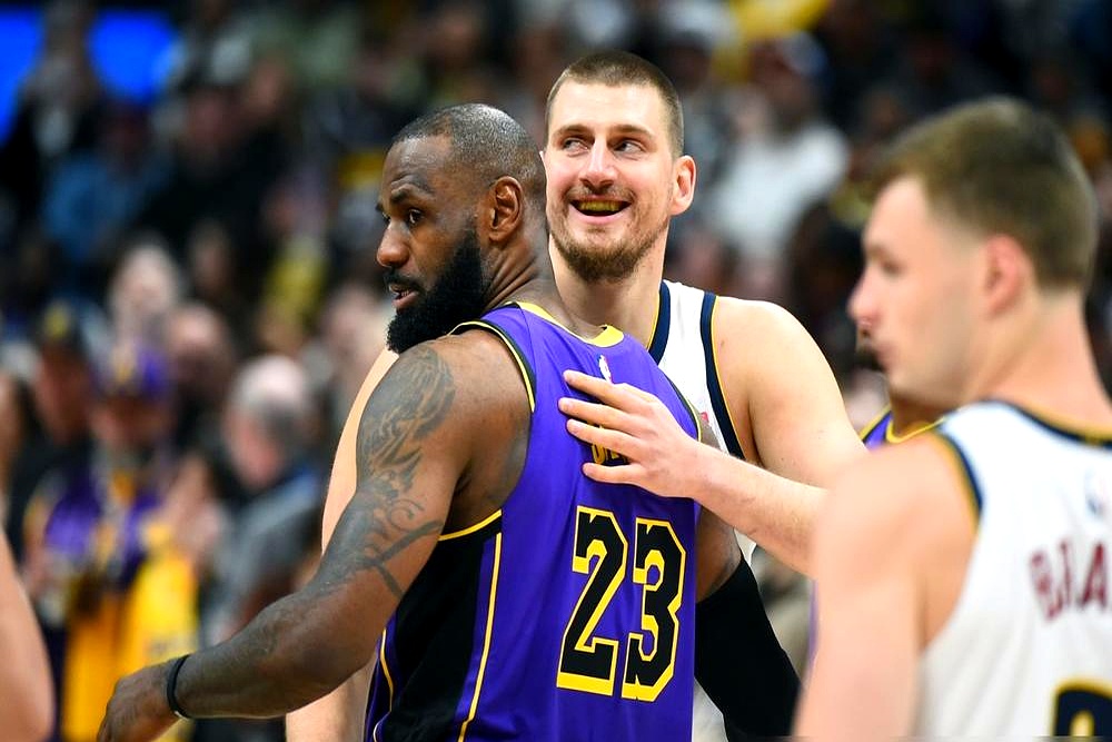 湖人负于独行侠,詹姆斯个中表现可圈可点的简单介绍 湖人负于独行侠,詹姆斯个中表现可圈可点的简单介绍