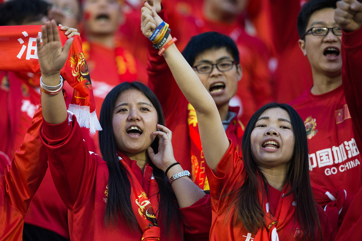 女足比赛球队士气高昂，备战如火如荼的简单介绍