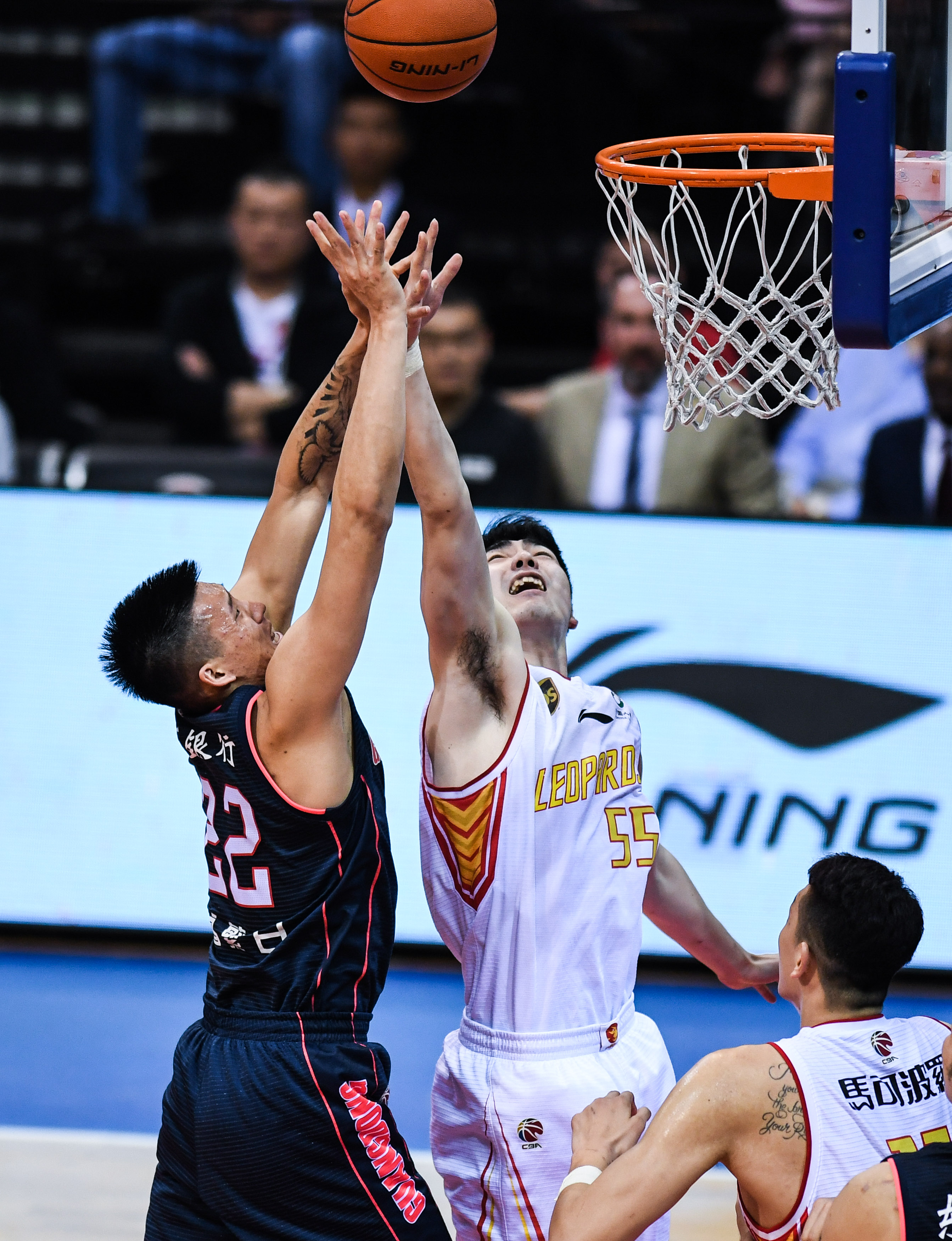 包含广东东莞银行队球员表现出色,力保胜利的词条 包含广东东莞银行队球员表现出色,力保胜利的词条