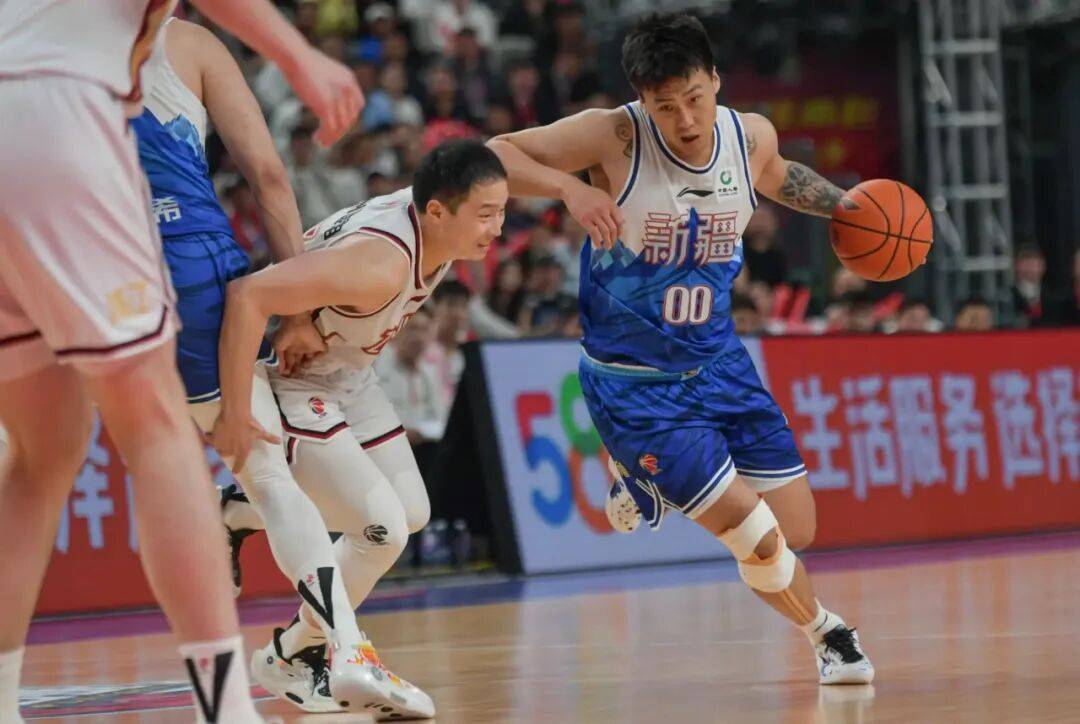 包含甘冈主场优势明显，对对手有何影响?的词条