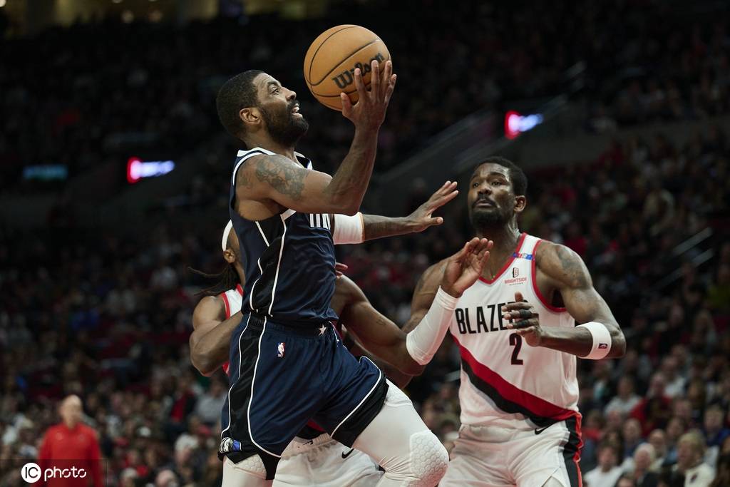 关于独行侠球员射进绝杀，帮助球队力克开拓者的信息