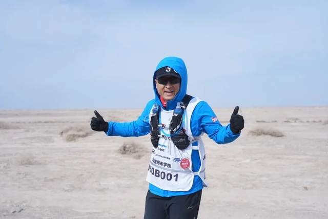 包含里昂球员团结协作，取得突破性胜利的词条