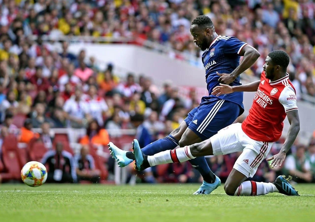 阿联酋球队在比赛中夺得胜利